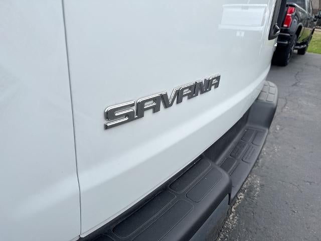 2024 GMC Savana Cargo 2500 Base