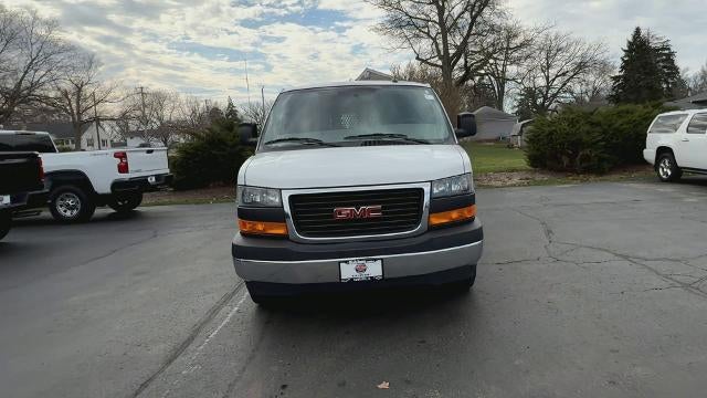 2024 GMC Savana Cargo 2500 Base