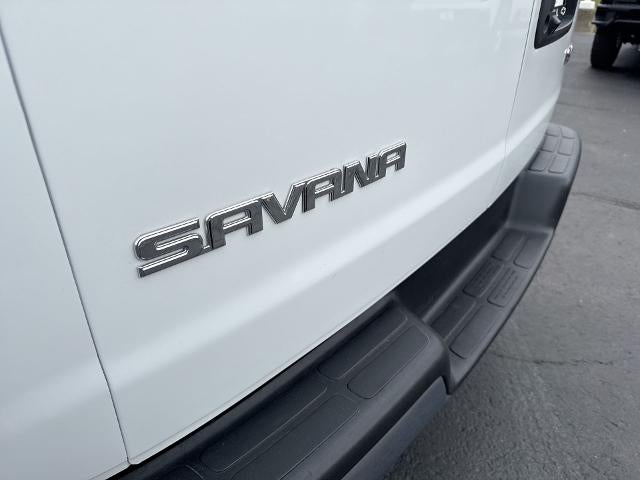 2024 GMC Savana Cargo 2500 Base