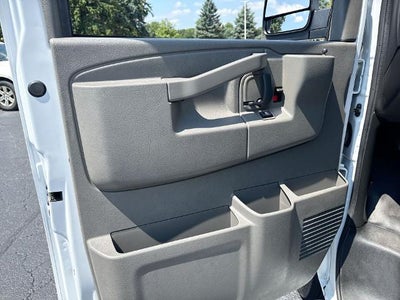 2024 GMC Savana Cargo 2500 Base