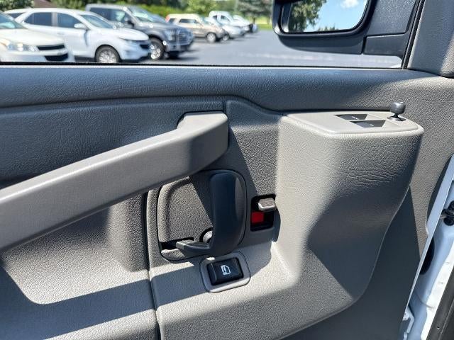 2024 GMC Savana Cargo 2500 Base