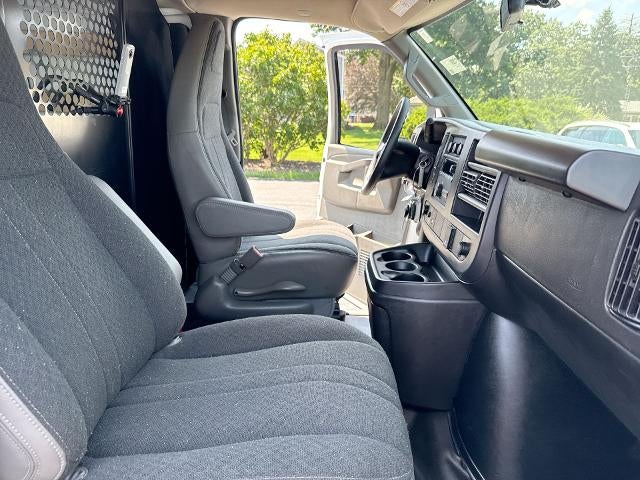 2024 GMC Savana Cargo 2500 Base