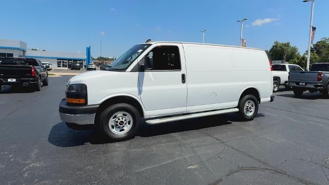 2024 GMC Savana Cargo 2500 Base
