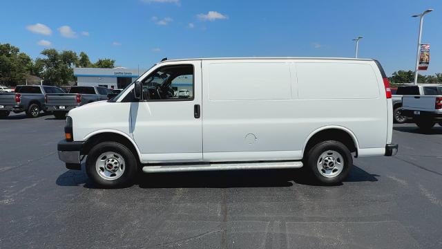 2024 GMC Savana Cargo 2500 Base