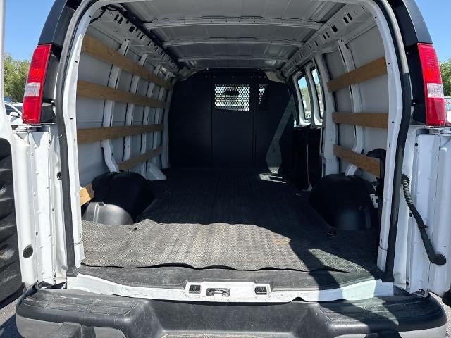 2024 GMC Savana Cargo 2500 Base