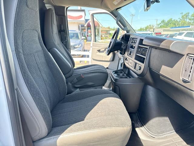 2024 GMC Savana Cargo 2500 Base