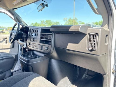 2024 GMC Savana Cargo 2500 Base