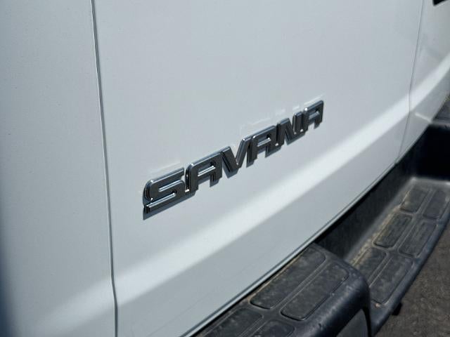 2024 GMC Savana Cargo 2500 Base