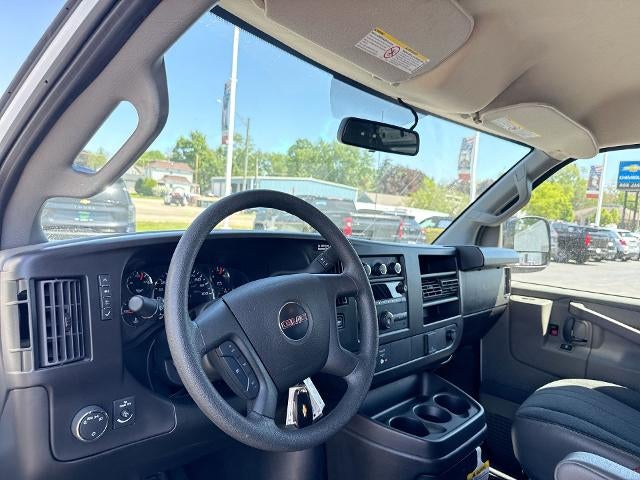 2024 GMC Savana Cargo 2500 Base