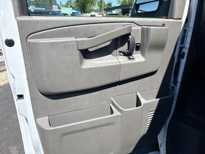 2024 GMC Savana Cargo 2500 Base