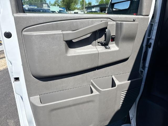2024 GMC Savana Cargo 2500 Base