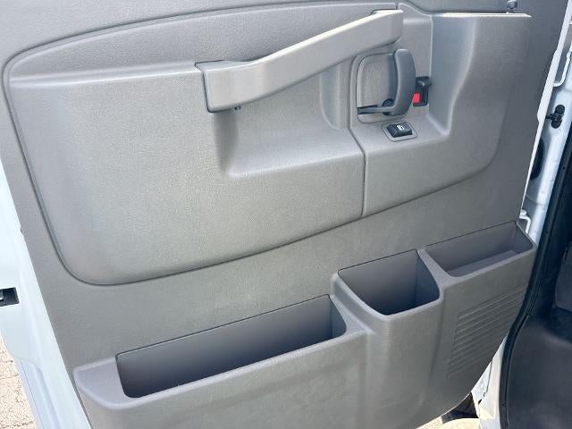 2024 GMC Savana Cargo 2500 Base