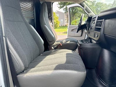 2024 GMC Savana Cargo 2500 Base