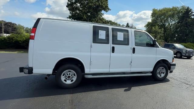 2024 GMC Savana Cargo 2500 Base