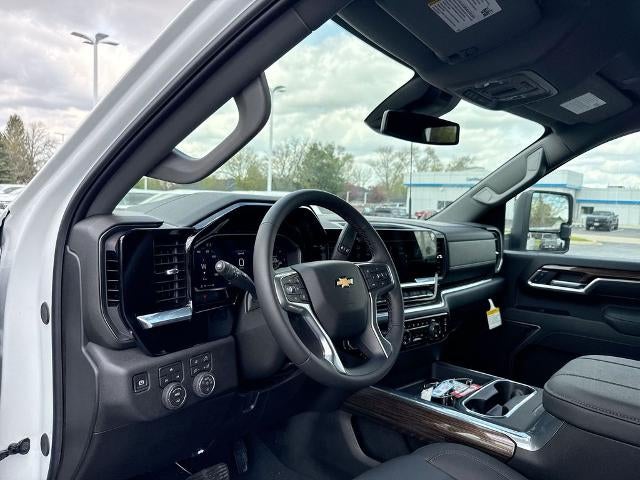 2026 Chevrolet Silverado 2500 HD Crew Cab Standard Box 4-Wheel Drive LT