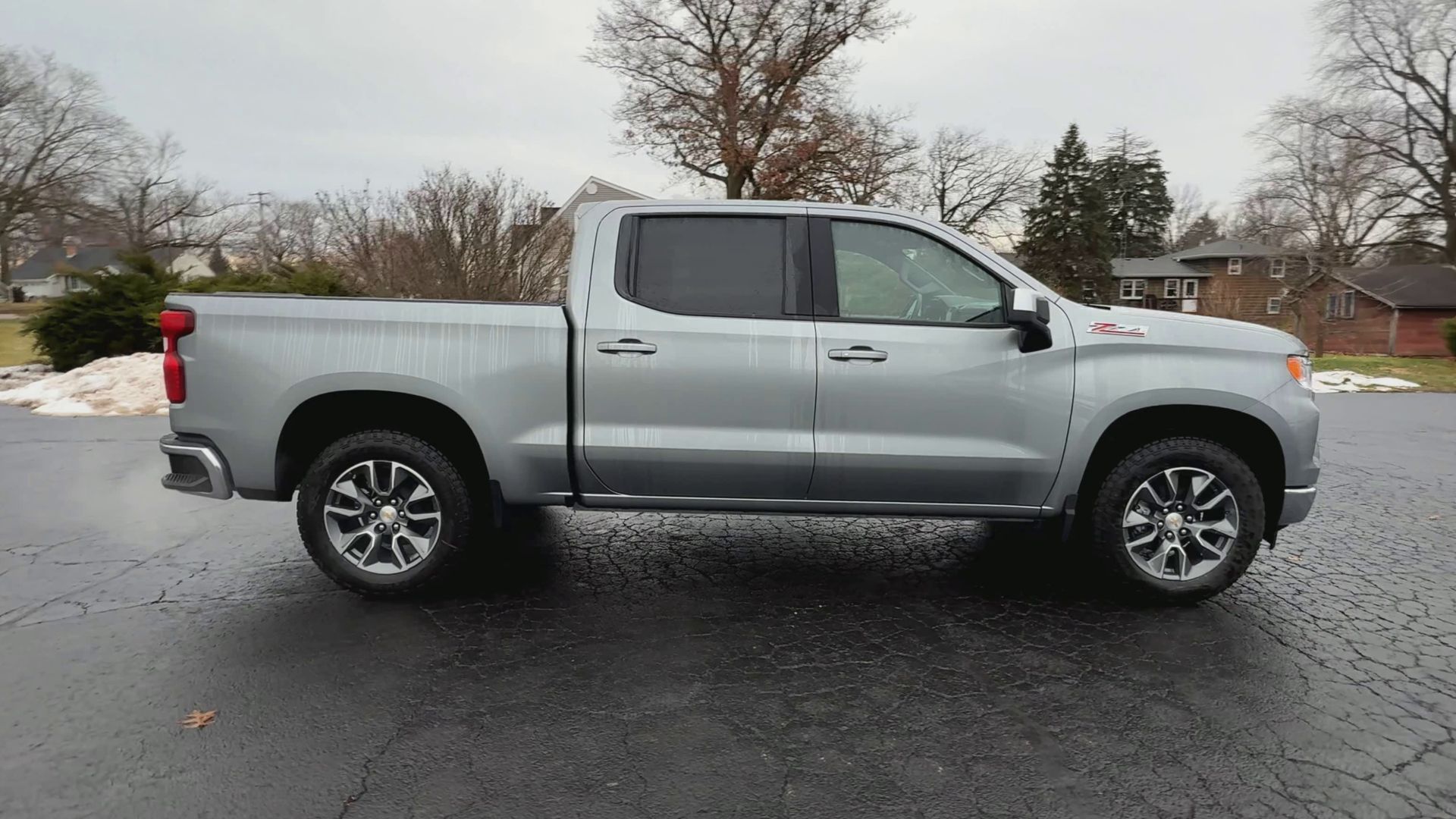 2026 Chevrolet Silverado 1500 Crew Cab Short Box 4-Wheel Drive LT 1LT