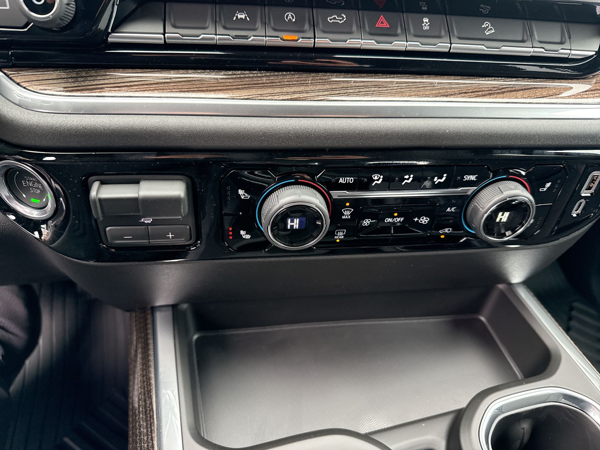 2026 Chevrolet Silverado 1500 Crew Cab Short Box 4-Wheel Drive RST