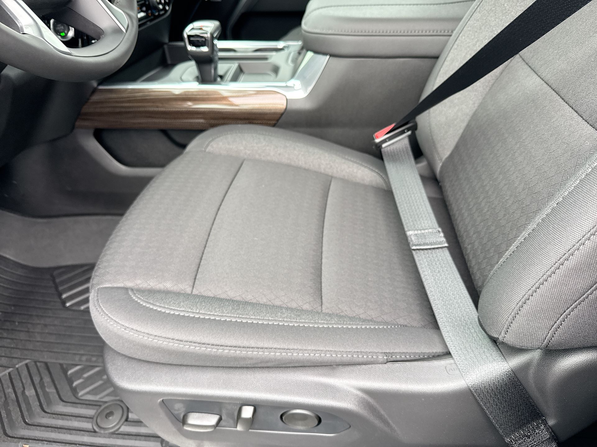 2026 Chevrolet Silverado 1500 Crew Cab Short Box 4-Wheel Drive RST