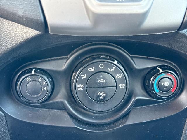 2013 Ford Fiesta SE