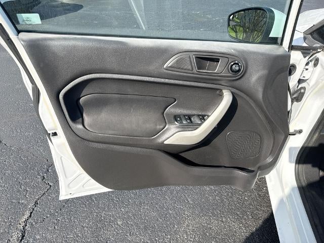 2013 Ford Fiesta SE