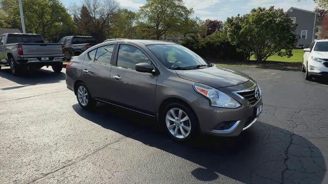 Used 2015 Nissan Versa Sedan SL with VIN 3N1CN7AP4FL952114 for sale in Elburn, IL