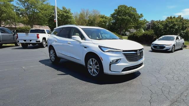 2023 Buick Enclave Essence
