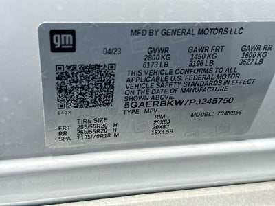 2023 Buick Enclave Essence