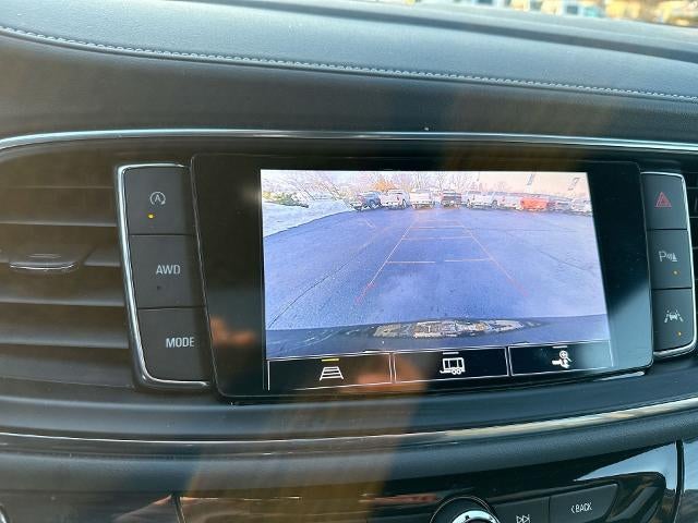 2022 Buick Enclave Essence