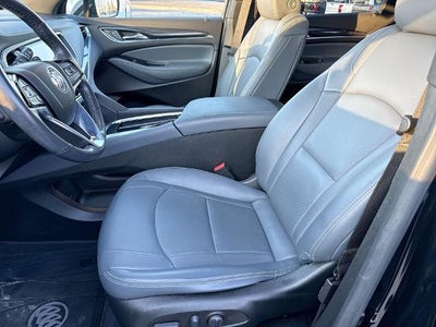 2022 Buick Enclave Essence