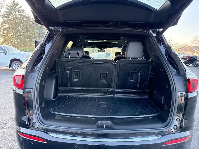 2022 Buick Enclave Essence