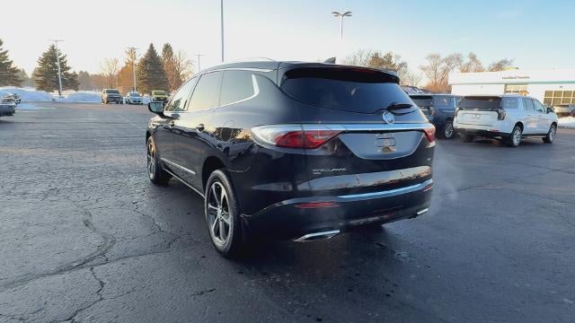 2022 Buick Enclave Essence