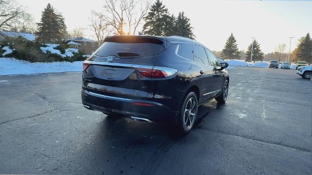 2022 Buick Enclave Essence