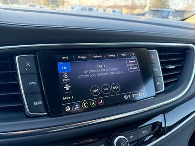 2022 Buick Enclave Essence