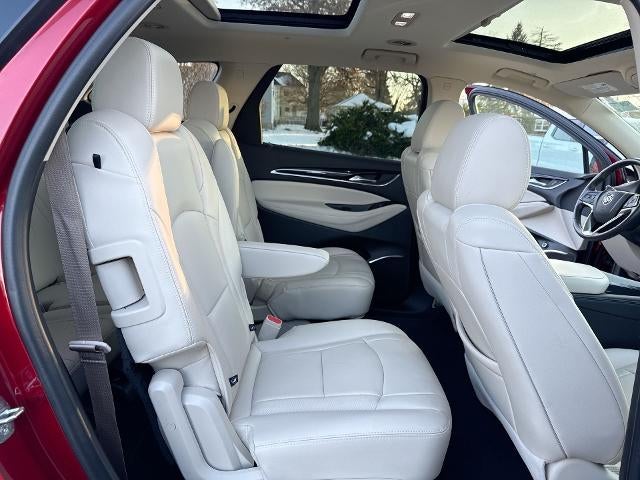 2022 Buick Enclave Essence