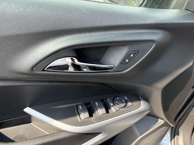 2026 Chevrolet Trax FWD 4dr LS