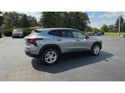 2026 Chevrolet Trax FWD 4dr LS