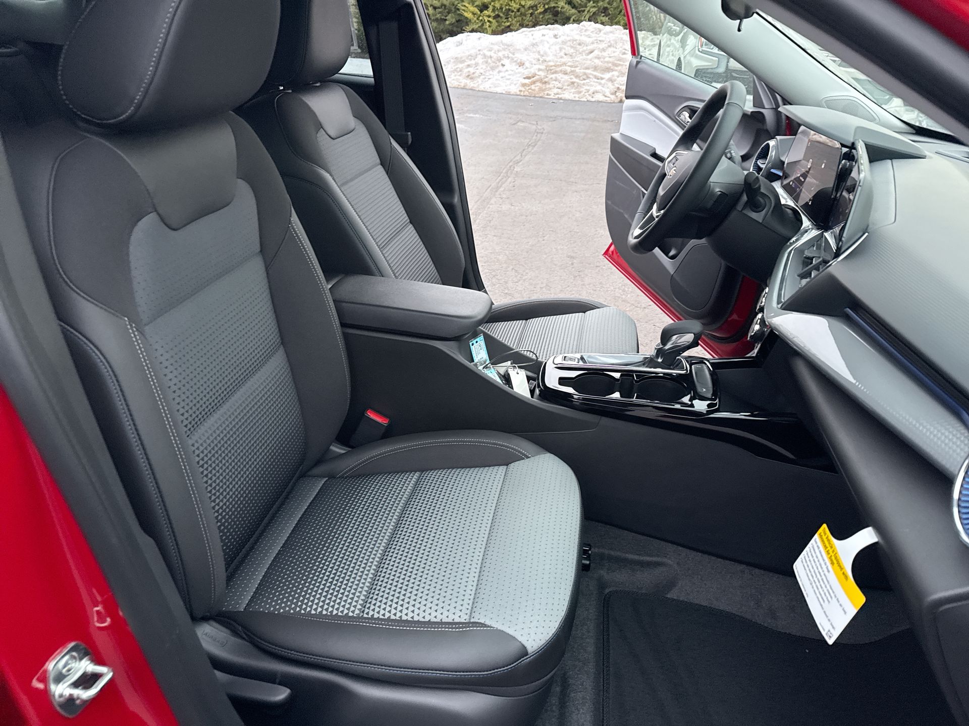 2026 Chevrolet Trax FWD 4dr LT