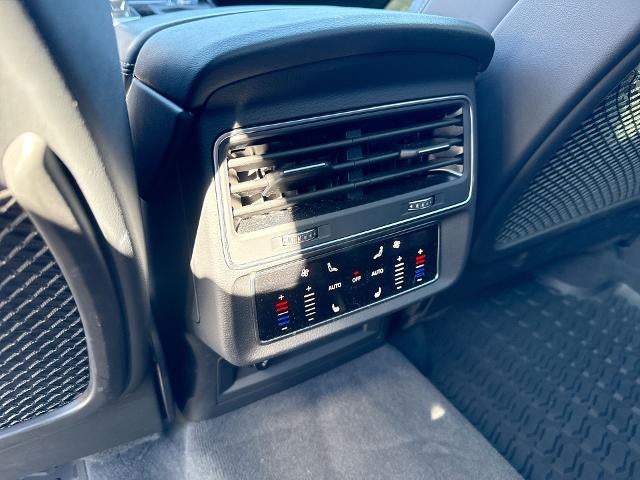 2025 Audi SQ7 Prestige TFSI quattro Tiptronic