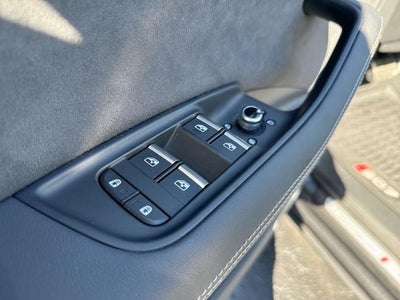 2025 Audi SQ7 Prestige TFSI quattro Tiptronic