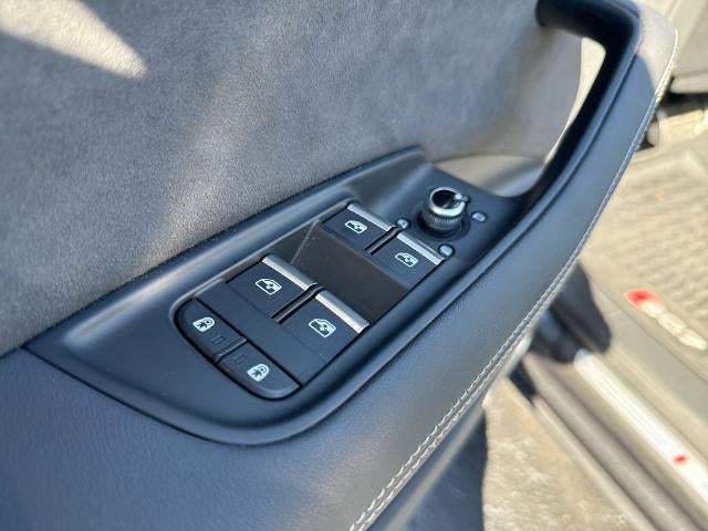 2025 Audi SQ7 Prestige TFSI quattro Tiptronic