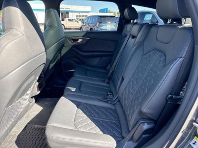 2025 Audi SQ7 Prestige TFSI quattro Tiptronic